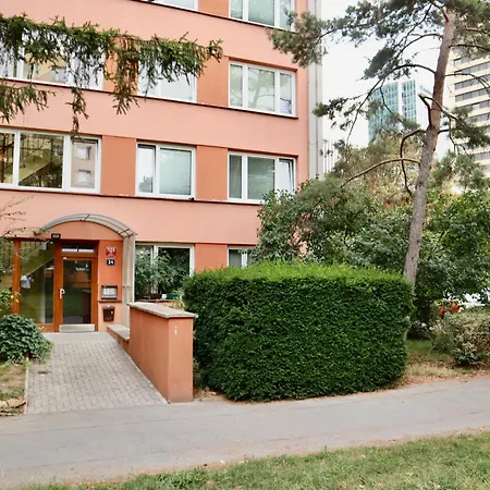 Apartment Family Cozy Metro Access Prague